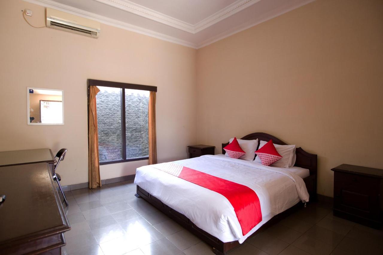 Oyo 3207 Hotel Gracia Bandar Lampung Exterior photo